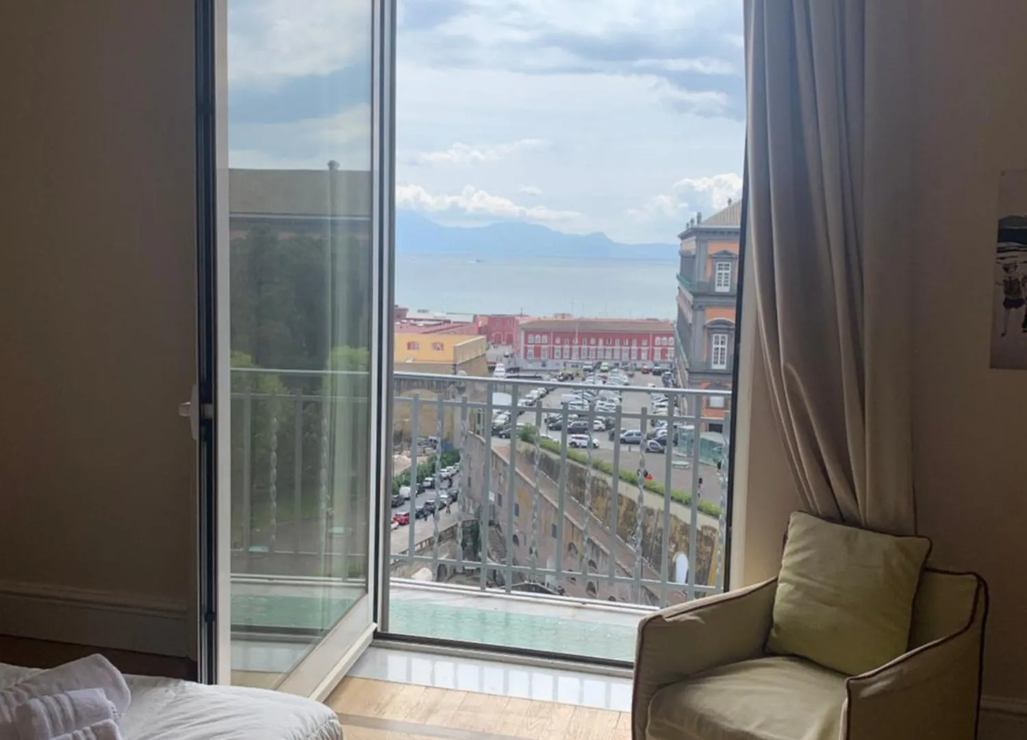 Residence Gli Angioini Srl Naples Italy
